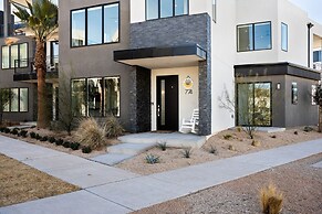 Ray Of Sunshine 5 Bedroom Home