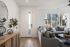 Ray Of Sunshine 5 Bedroom Home