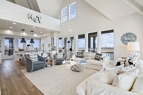 #beach Please 3 Bedroom Home by RedAwning