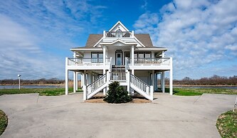 #beach Please 3 Bedroom Home by RedAwning