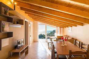 Luxury Loft Apartment With Pool Pelekas Beach Corfu