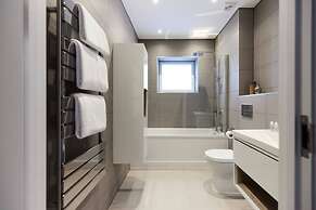The Wembley Park Sanctuary - Stunning 2bdr Flat With Balcony