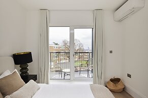 The Wembley Park Sanctuary - Stunning 2bdr Flat With Balcony
