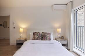 The Wembley Park Sanctuary - Stunning 2bdr Flat With Balcony