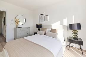 The Wembley Park Sanctuary - Stunning 2bdr Flat With Balcony