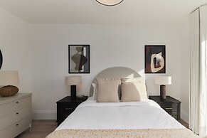 The Wembley Park Corner - Classy 2bdr Flat With Balcony
