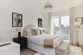 The Wembley Park Corner - Classy 2bdr Flat With Balcony