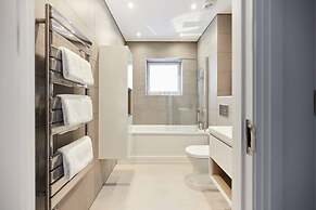 The Wembley Park Corner - Classy 2bdr Flat With Balcony