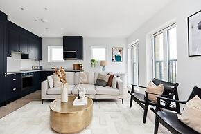 The Wembley Park Corner - Classy 2bdr Flat With Balcony