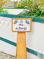 Cozy Vacation Rental in Peaceful Peral, Portugal