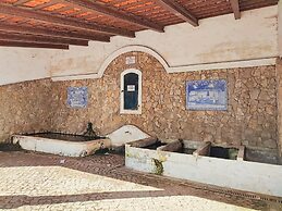 Cozy Vacation Rental in Peaceful Peral, Portugal