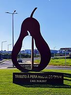 Cozy Vacation Rental in Peaceful Peral, Portugal