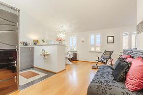 Casa Elo in Lucca With 1 Bedrooms and 1 Bathrooms