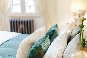 Casa Elo in Lucca With 1 Bedrooms and 1 Bathrooms