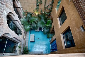 Hotel Lincoln Lounge