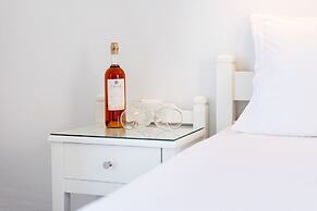 Irene Hotel - Beachfront