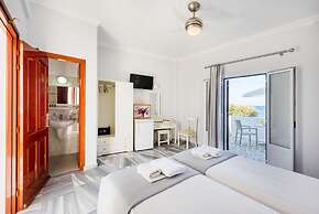 Irene Hotel - Beachfront