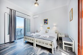 Irene Hotel - Beachfront