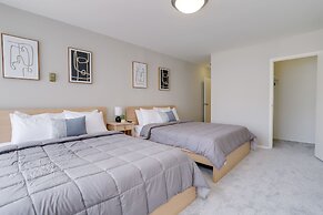 Stylish Condo in Crystal City