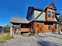 Mama Bear Lodge by Taylor Made Deep Creek