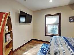 Mama Bear Lodge by Taylor Made Deep Creek