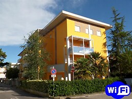 Felice B in Bibione With 1 Bedrooms and 1 Bathrooms
