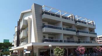 Shedir C in Bibione With 2 Bedrooms and 1 Bathrooms