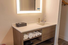 Comfort Inn Battle Mountain - Midway Between Elko and Winnemucca