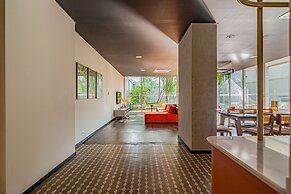 Studio completo ao lado do aeroporto