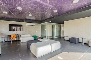 Studio completo ao lado do aeroporto