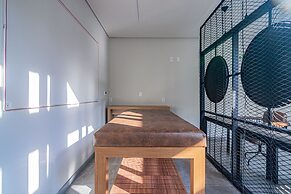 Studio completo ao lado do aeroporto