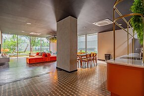 Studio completo ao lado do aeroporto