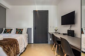 Studio completo ao lado do aeroporto