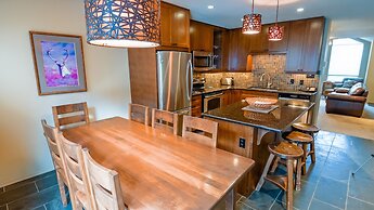 Thunder Ridge by Fernie Lodging CO