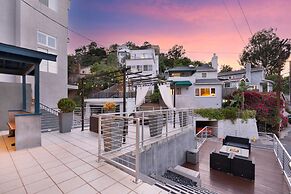 Cahuenga Park by Avantstay Hollywood Hills Home