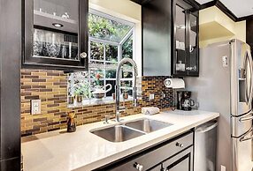 Cahuenga Park by Avantstay Hollywood Hills Home