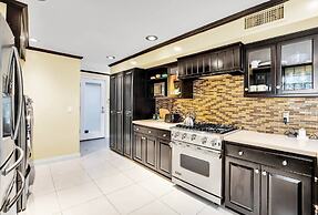 Cahuenga Park by Avantstay Hollywood Hills Home