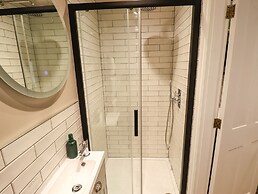 17 Union Road Basement