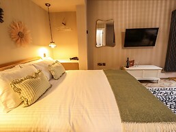 17 Union Road Basement