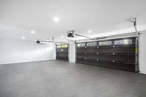 Dona Teresa by Avantstay Home Studio, City Views