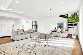 Dona Teresa by Avantstay Home Studio, City Views