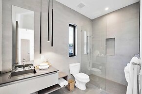 LA Villa by Avantstay Walk to The Grove LA