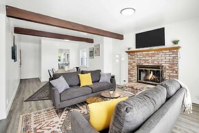 Gilmore by Avantstay Newly Furnished Valley Home