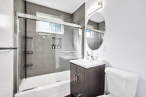 Martha by Avantstay Brand New LA Valley Home