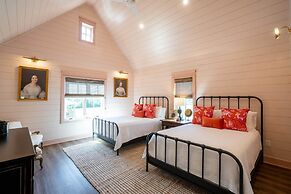 Cottages at Julep Farms