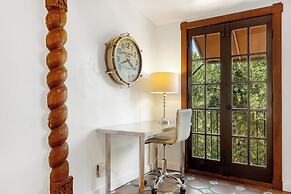 Fredonia by Avantstay Great Views of Studio City