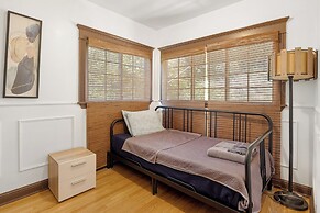 Fredonia by Avantstay Great Views of Studio City