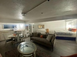 The District Hotel Club and Resorts