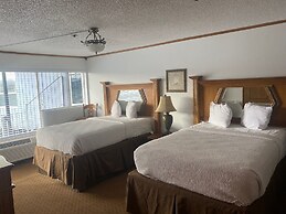 The District Hotel Club and Resorts