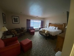 The District Hotel Club and Resorts